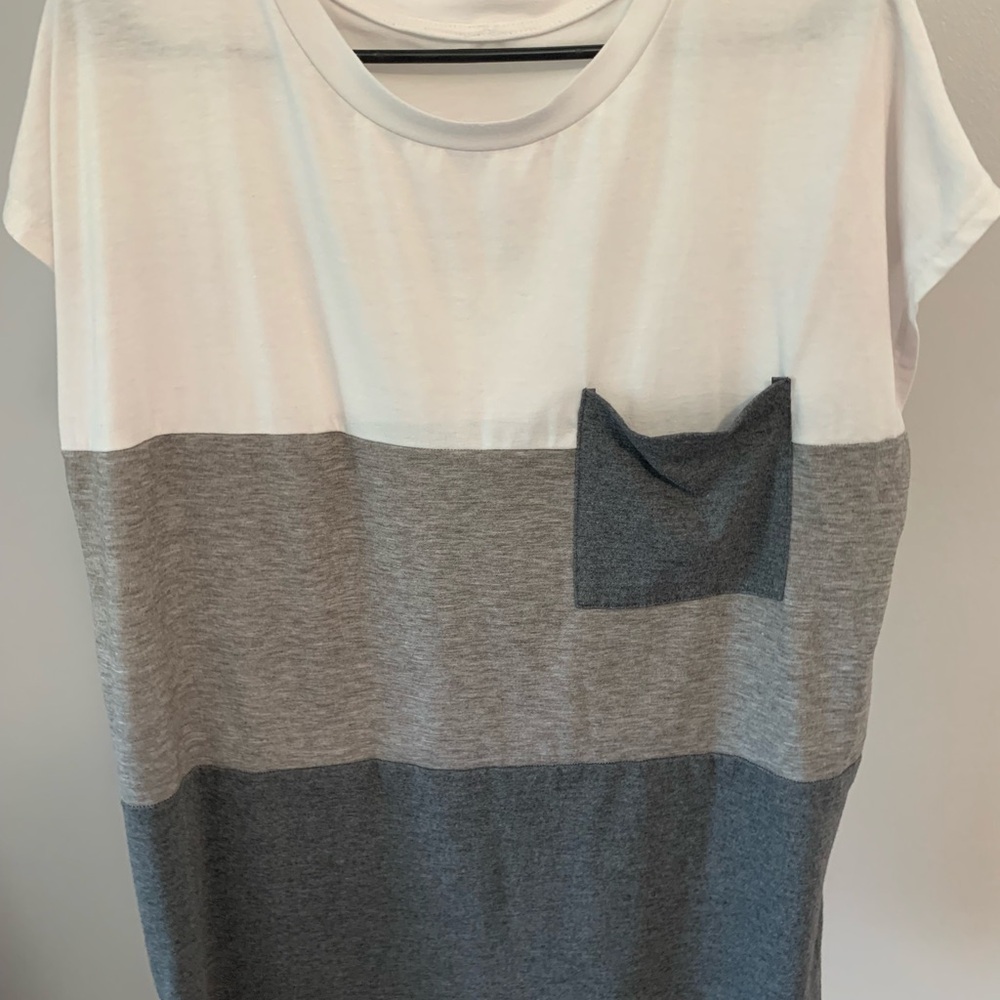 Color Block Tee - Picture 3 of 16